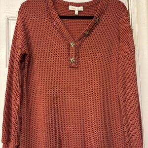 Hailey & Co Rust  Persimmon Waffle Puff Sleeve Knit Shirt Women's Size-Small.